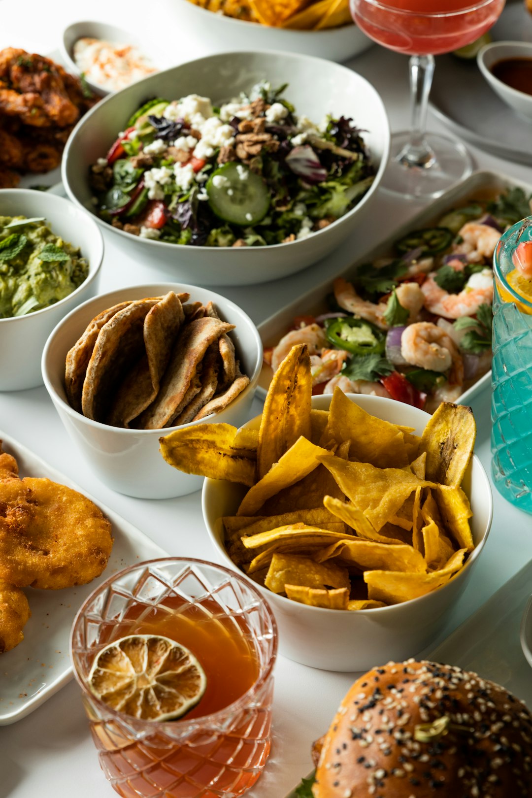 a-table-full-of-food-eahzo4d0wra